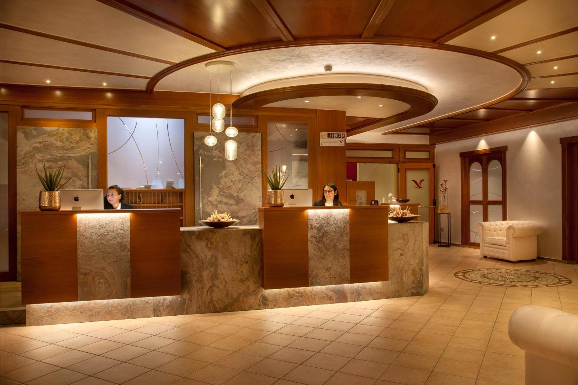 Adler Hotel Wellness & Spa - Andalo Exterior photo