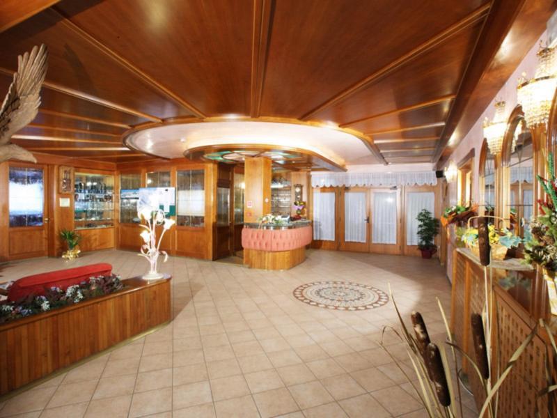 Adler Hotel Wellness & Spa - Andalo Exterior photo